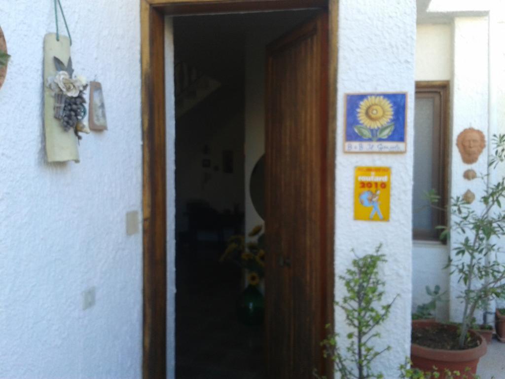 B&B Il Girasole โนโต ภายนอก รูปภาพ